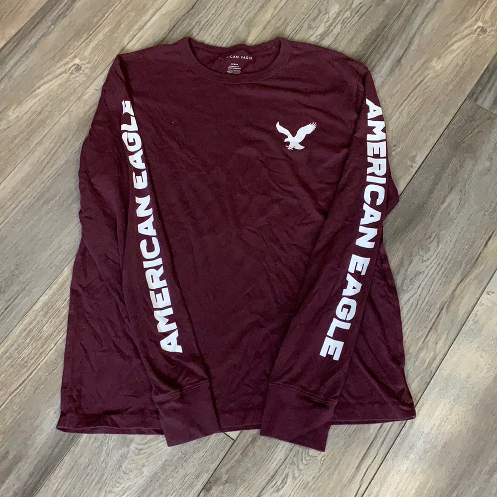 Men’s American Eagle Long Sleeved Tee